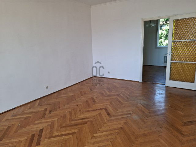 Eladó téglalakás, Szombathelyen 32.5 M Ft, 2 szobás