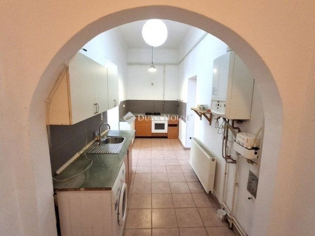 Eladó téglalakás, Budapesten, XV. kerületben 70 M Ft, 2 szobás