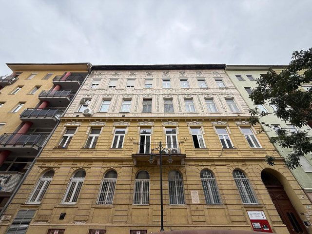 Eladó téglalakás, Budapesten, IX. kerületben, Liliom utcában