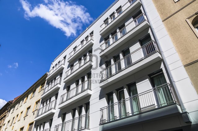 Eladó téglalakás, Budapesten, VII. kerületben 110 M Ft, 2 szobás