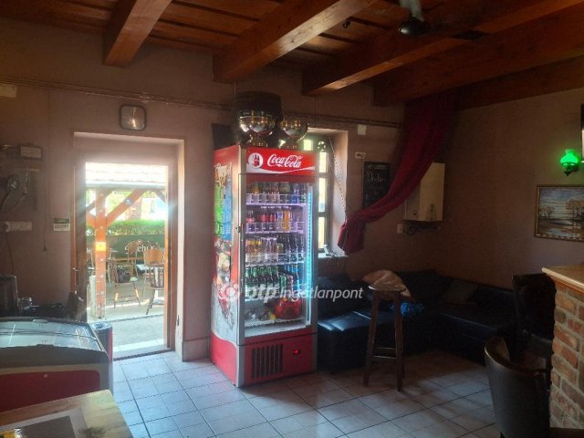 Eladó családi ház, Kisorosziban 74.9 M Ft, 3 szobás