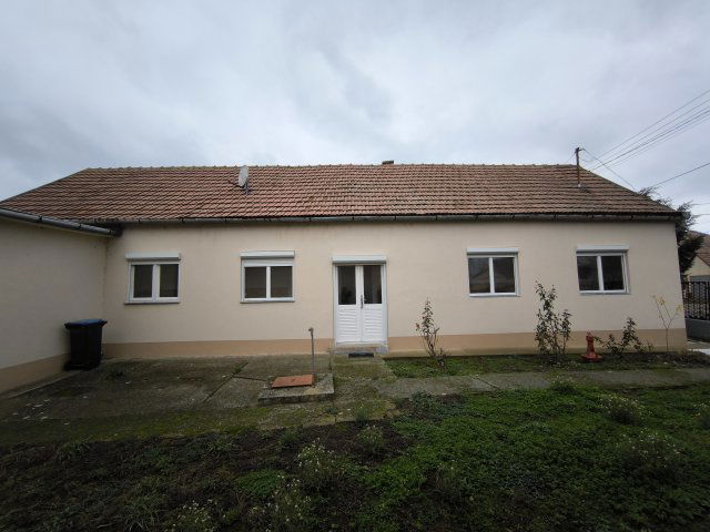 Eladó családi ház, Szentpéterszegen 15.9 M Ft, 1 szobás