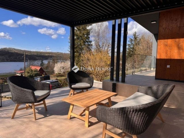 Eladó családi ház, Orfűn 199.99 M Ft, 3 szobás