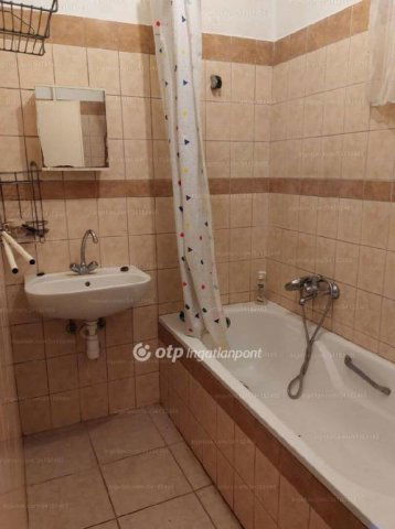 Eladó családi ház, Hajdúböszörményen 48 M Ft, 4 szobás