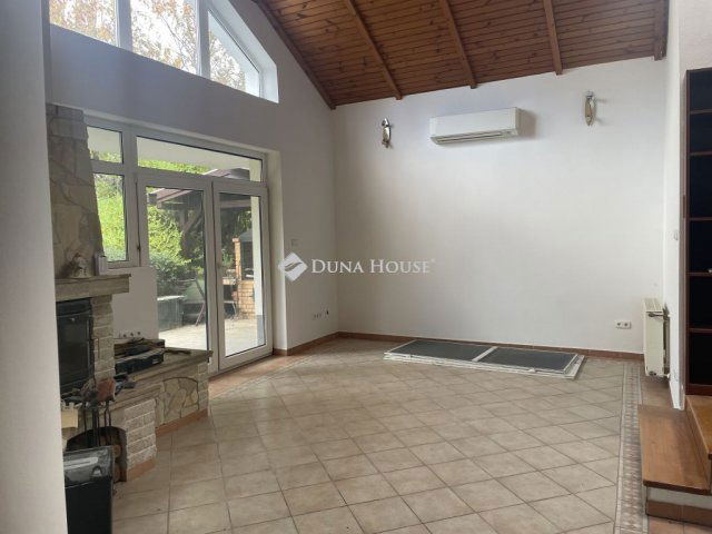 Eladó ikerház, Érden 169 M Ft, 7 szobás / költözzbe.hu