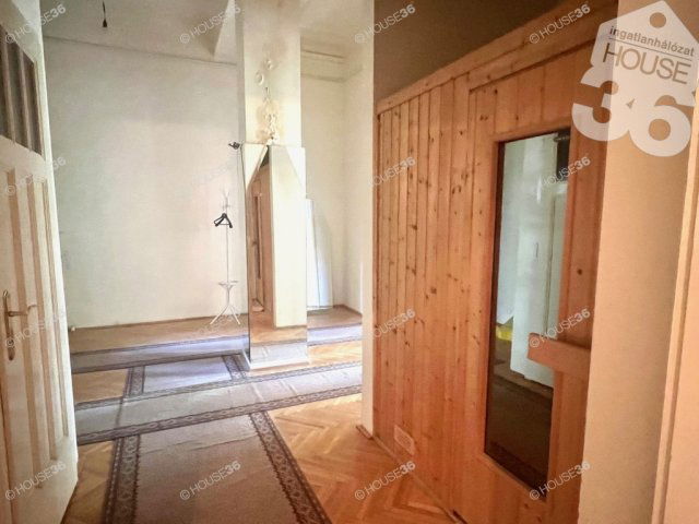 Eladó téglalakás, Budapesten, I. kerületben 136.9 M Ft, 3 szobás