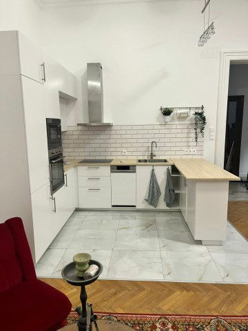 Kiadó téglalakás, albérlet, IX. kerületben, Boráros téren