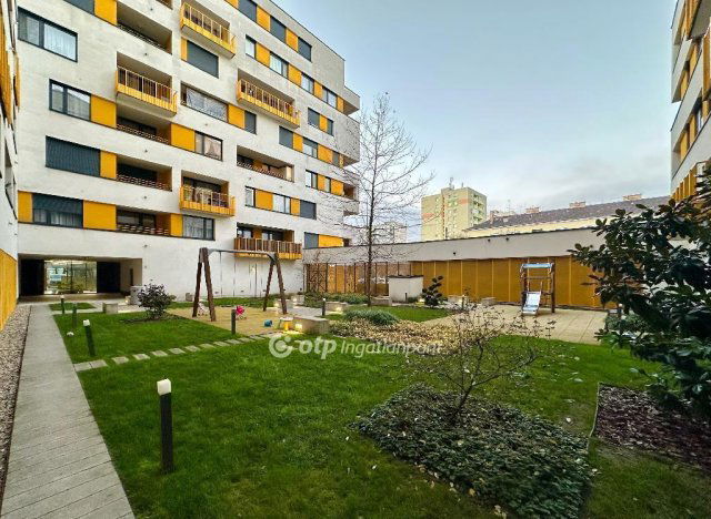 Eladó téglalakás, Budapesten, XI. kerületben 150 M Ft, 4 szobás