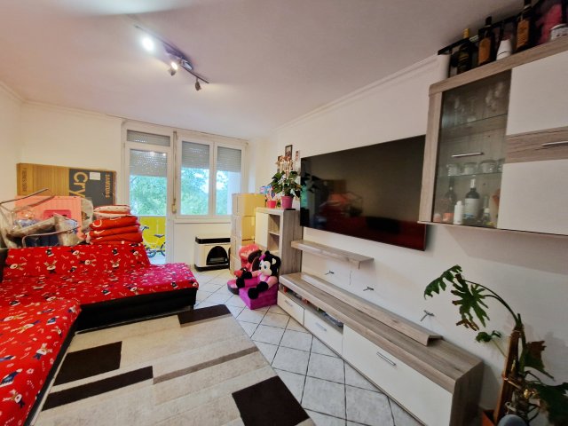Eladó téglalakás, XXI. kerületben, Szent László utcában