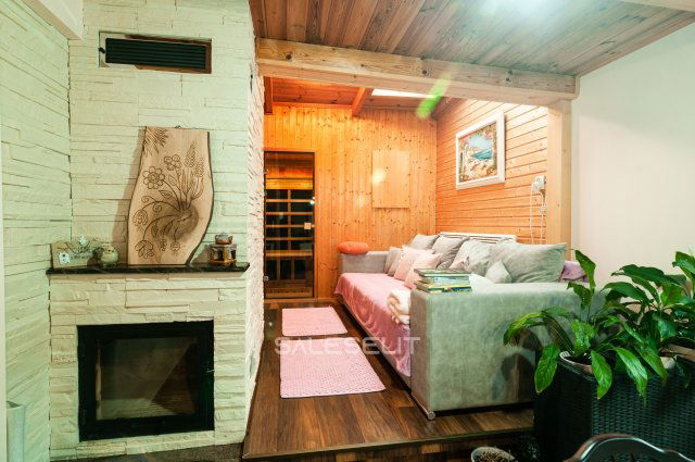 Eladó családi ház, Ebesen 220 M Ft, 5 szobás