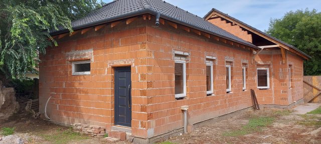 Eladó családi ház, Orosházán, Bajcsy-Zsilinszky utcában 26 M Ft