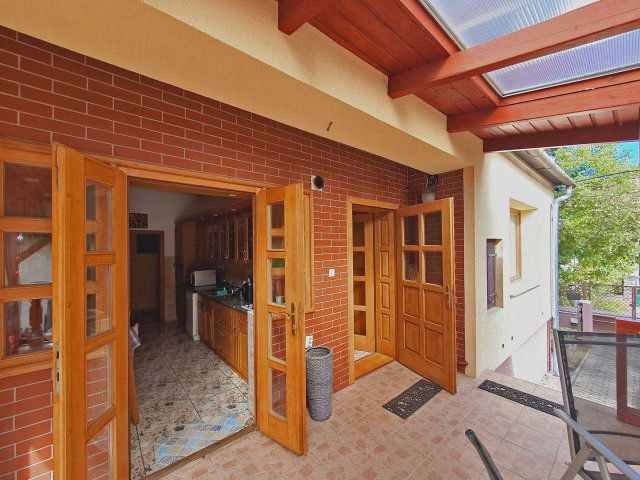 Eladó családi ház, Törökbálinton 145 M Ft, 4 szobás