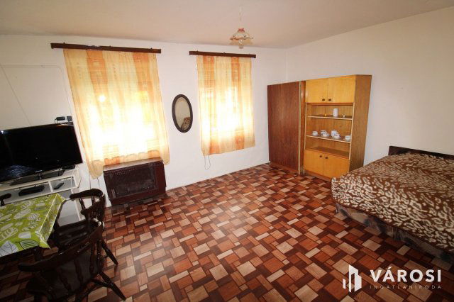 Eladó családi ház, Kunágotán 8 M Ft, 2 szobás