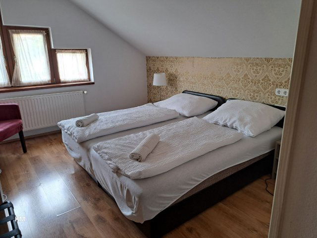 Eladó hotel, Egerben 260 M Ft, 11 szobás / költözzbe.hu