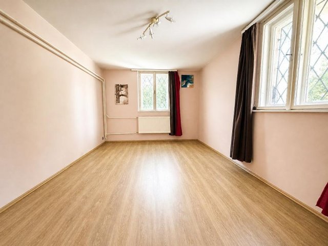 Eladó téglalakás, Budapesten, II. kerületben, Boróka utcában