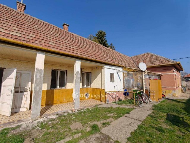 Eladó családi ház, Alsónémediben 74.9 M Ft, 5 szobás