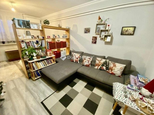 Eladó téglalakás, Kecskeméten 42 M Ft, 2 szobás