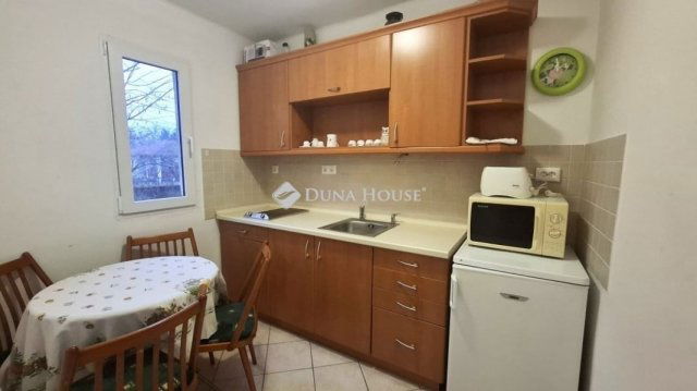 Eladó családi ház, Erdőkertesen 47.9 M Ft, 1 szobás