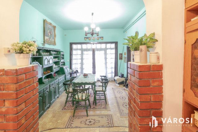 Eladó téglalakás, Szegeden 49 M Ft, 2 szobás