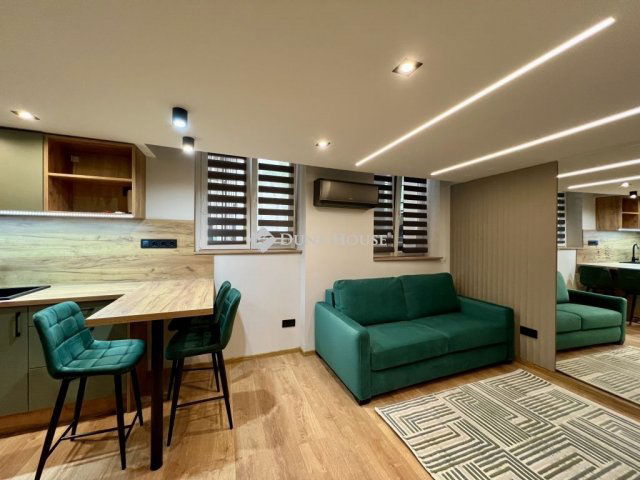 Eladó téglalakás, Budapesten, VI. kerületben 65 M Ft, 3 szobás