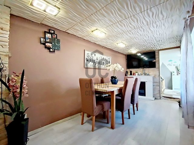 Eladó családi ház, Budapesten, XX. kerületben 150 M Ft, 8 szobás