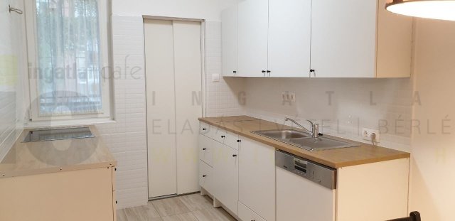 Kiadó téglalakás, albérlet, Szegeden, Nemestakács utcában
