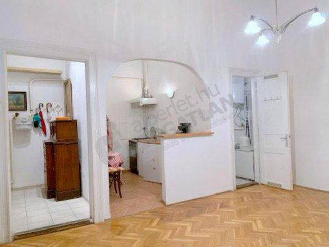 Eladó téglalakás, Budapesten, VII. kerületben, Erzsébet körúton
