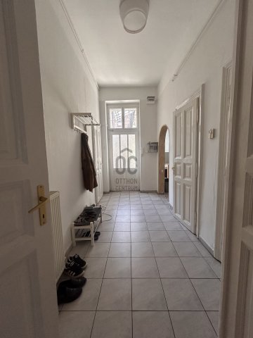 Kiadó téglalakás, albérlet, Budapesten, VII. kerületben