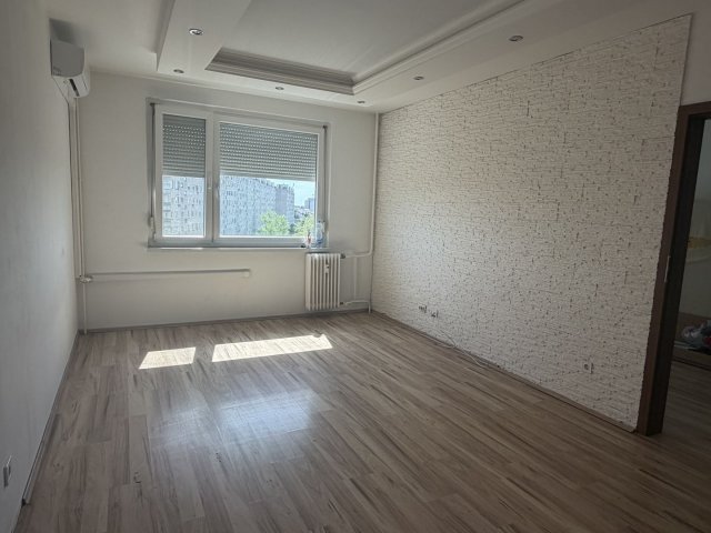 Kiadó panellakás, albérlet, Debrecenben 255 E Ft / hó, 4 szobás