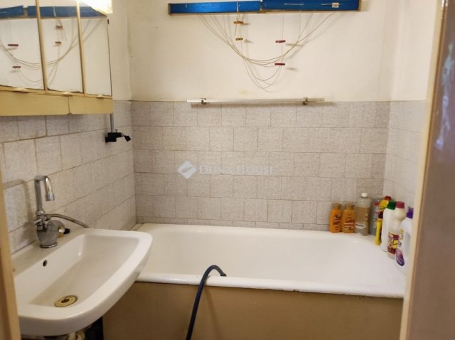 Eladó panellakás, Budapesten, XIX. kerületben 84 M Ft, 4 szobás