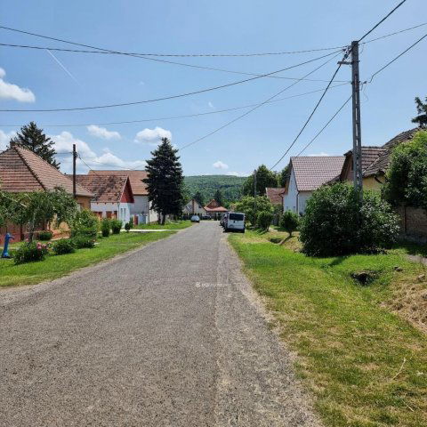 Eladó családi ház, Bernecebarátiban 35.5 M Ft, 4 szobás