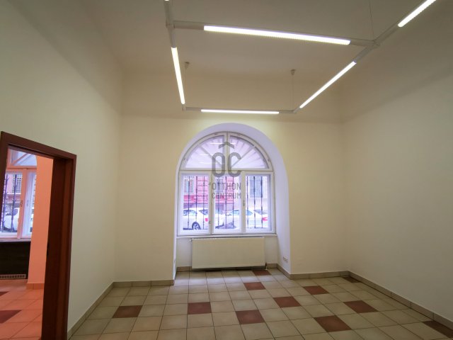 Kiadó iroda, Budapesten, V. kerületben 1525 E Ft / hó