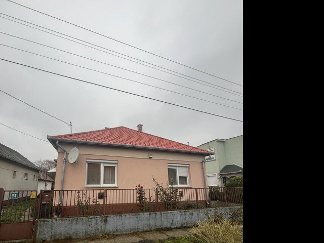 Eladó családi ház, Tiszavasváriban 22.99 M Ft, 3 szobás