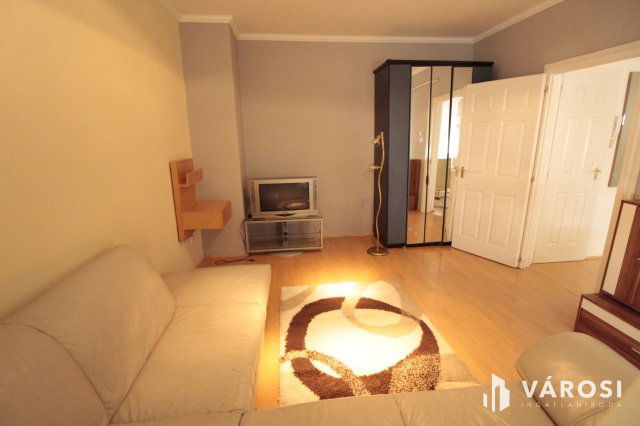 Eladó panellakás, Nagykanizsán 25 M Ft, 1+1 szobás