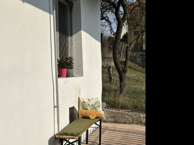 Eladó családi ház, Szokolyán 42.9 M Ft, 2 szobás