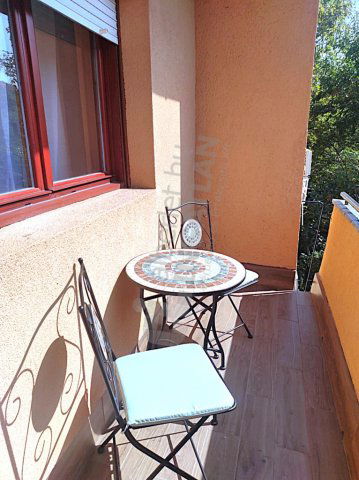 Kiadó téglalakás, albérlet, III. kerületben, Gyenes utcában