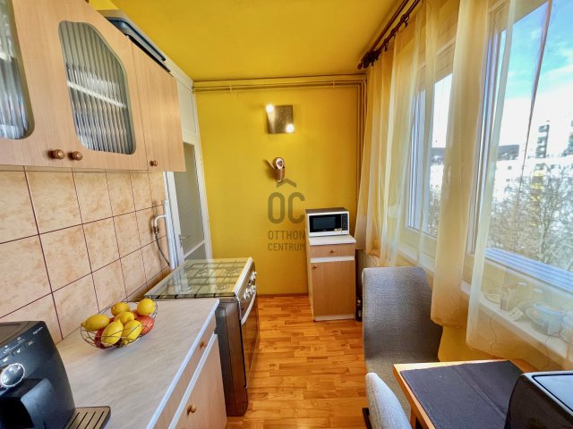 Eladó panellakás, Sopronban 49.5 M Ft, 2 szobás