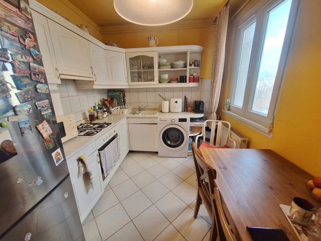 Eladó panellakás, Budapesten, XV. kerületben 73.9 M Ft