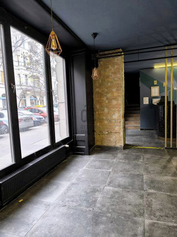 Kiadó ipari ingatlan, Budapesten, V. kerületben 2000 E Ft / hó