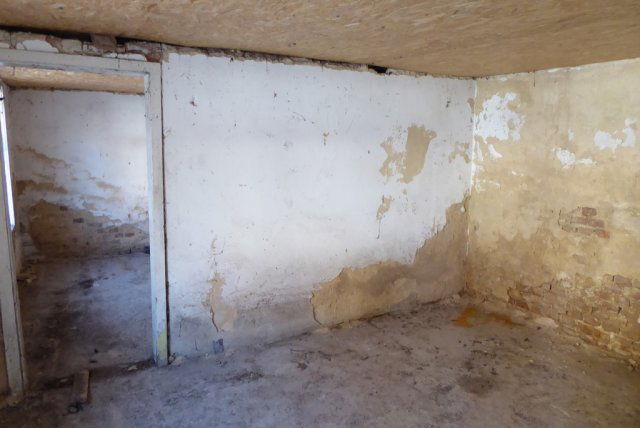 Kiadó ipari ingatlan, Pécsett 33 E Ft / hó, 2 szobás