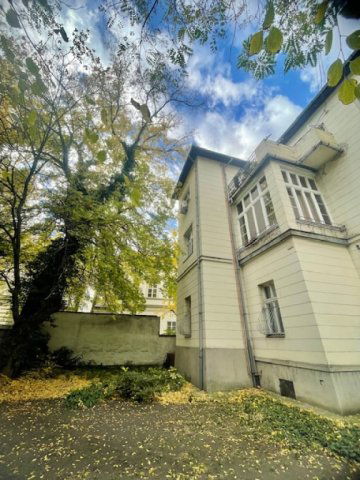 Eladó téglalakás, Budapesten, VI. kerületben 94 M Ft, 2 szobás