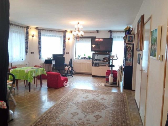 Eladó családi ház, Érden 119.99 M Ft, 5 szobás