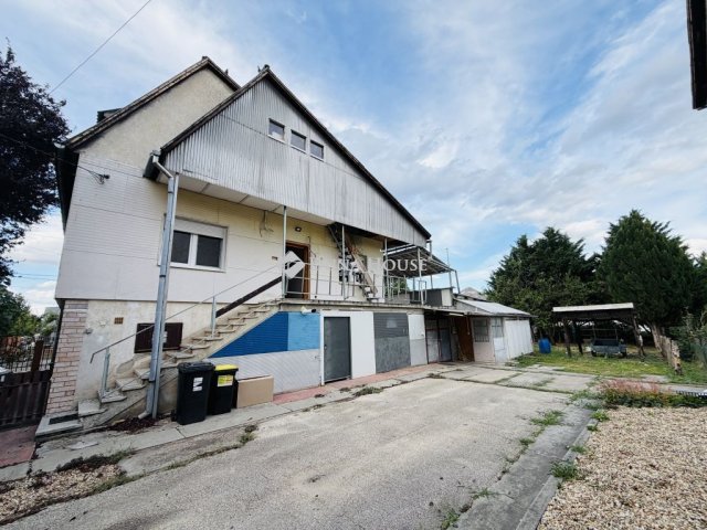 Eladó családi ház, Táton, Váci Mihály utcában 68.7 M Ft