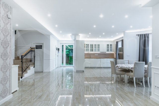 Kiadó családi ház, albérlet, Miskolcon 500 E Ft / hó, 5 szobás