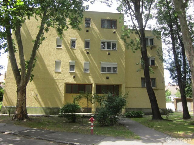 Eladó téglalakás, Pécsett, Kandó Kálmán utcában 44 M Ft