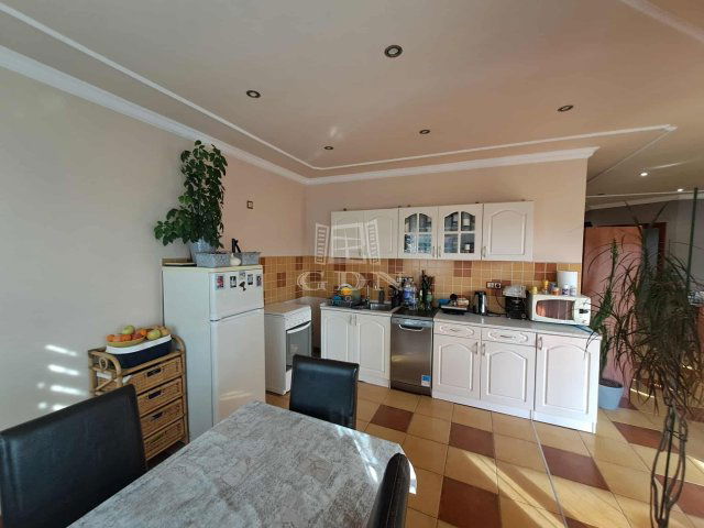 Eladó családi ház, Kecskeméten 69.9 M Ft, 3 szobás