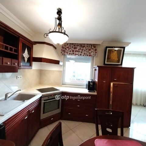 Eladó téglalakás, Nyíregyházán 54.9 M Ft, 2 szobás