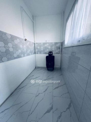 Eladó panellakás, Budapesten, X. kerületben 61 M Ft, 2 szobás