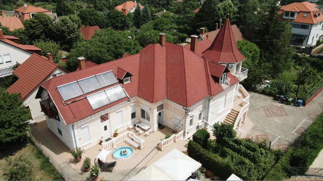 Eladó családi ház, Balatonfüreden 380 M Ft