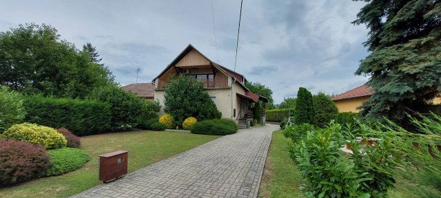 Eladó családi ház, Tokodon 89.9 M Ft, 4+2 szobás
